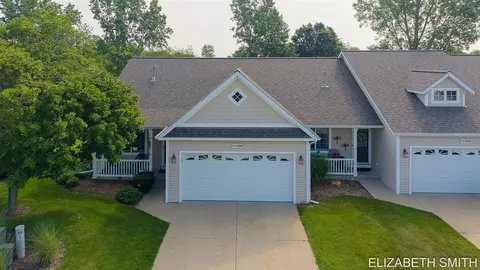 11409 N N Lk, Holland, MI 49424