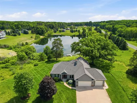8510 125th, Canadian Lakes, MI 49346