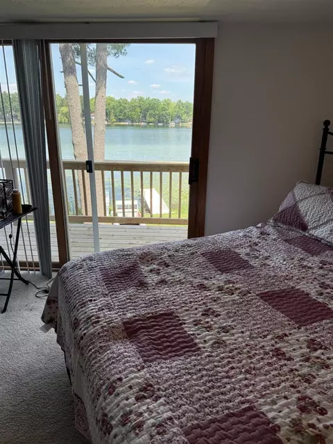 Bedroom - 141 S Beechwood, Stanton, MI 48888 photo 2 of 5