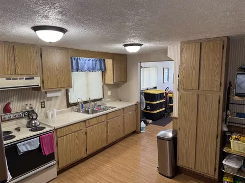 Kitchen - 141 S Beechwood, Stanton, MI 48888 photo 1 of 2
