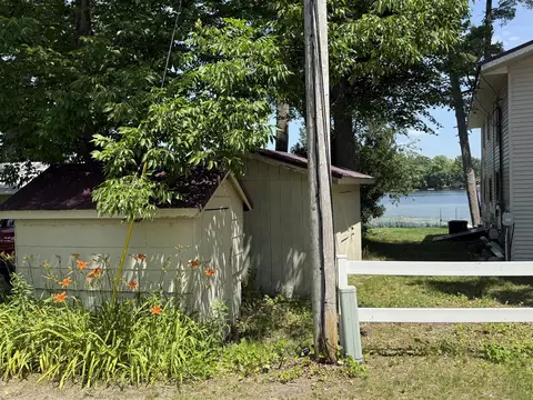 Exterior - 141 S Beechwood, Stanton, MI 48888 photo 7 of 9