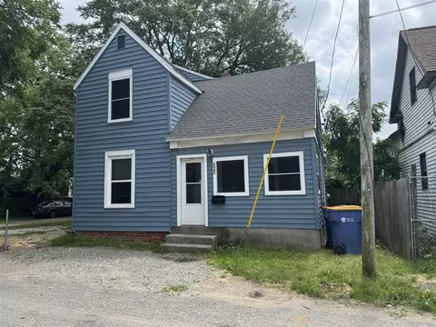 828 Isabella, Grand Rapids, MI 49507