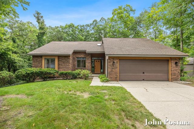 2200 Northridge, Grand Rapids, MI 49525
