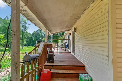Exterior - 6455 Jordan, Jackson, MI 49201 photo 7 of 11
