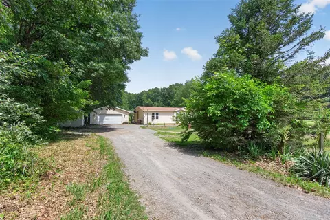 Exterior - 6455 Jordan, Jackson, MI 49201 photo 4 of 11