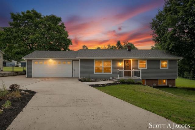 3644 Ivy, Grand Rapids, MI 49525