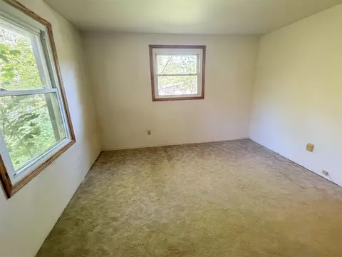 Bedroom - 12375 Musbach, Munith, MI 49259 photo 2 of 3