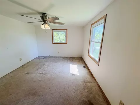 Bedroom - 12375 Musbach, Munith, MI 49259 photo 1 of 3