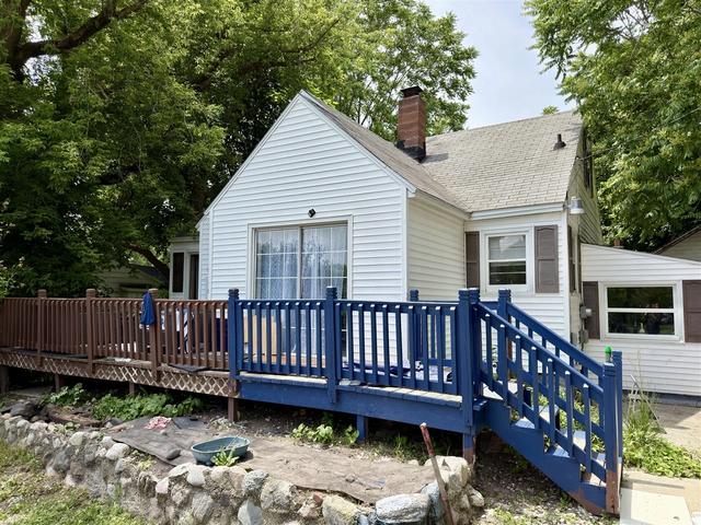820 Oak, Manistee, MI 49660