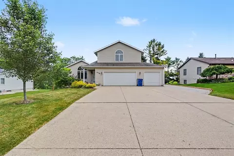 678 Apache, Fremont, MI 49412 photo 4