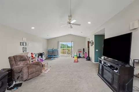 678 Apache, Fremont, MI 49412 photo 8