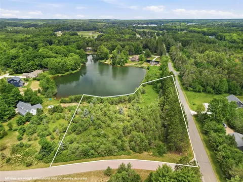 6152 Kilkenny, Canadian Lakes, MI 49346