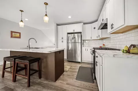 Kitchen - 2599 144th, Dorr, MI 49323 photo 1 of 3