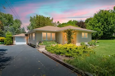 68334 Apple, Benton Harbor, MI 49022