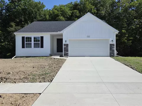 5531 Mammoth, Caledonia, MI 49316