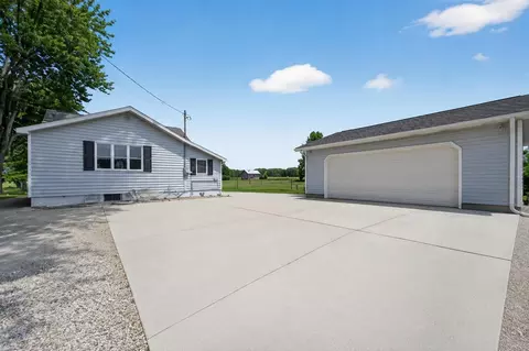 Other - 1253 S Waldron, Crystal, MI 48818 photo 2 of 10