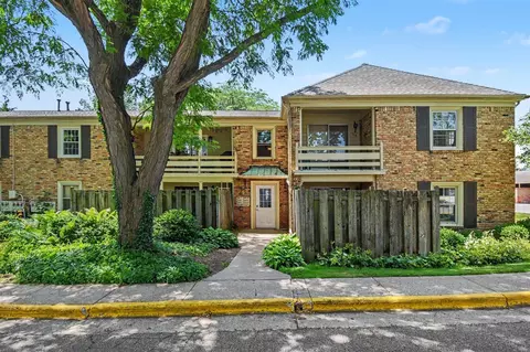 2421 Abbington #30, Grand Rapids, MI 49506
