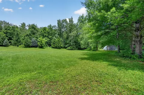 Exterior - 64030 Chain Lk, Cassopolis, MI 49031 photo 5 of 8