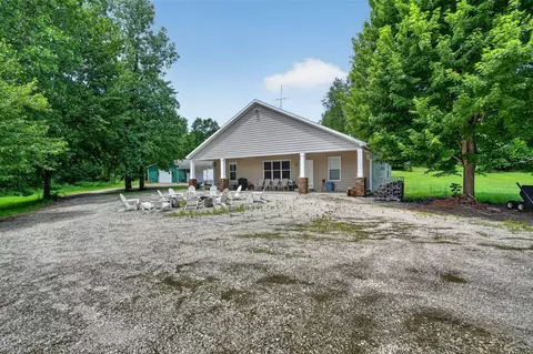 Exterior - 64030 Chain Lk, Cassopolis, MI 49031 photo 2 of 8