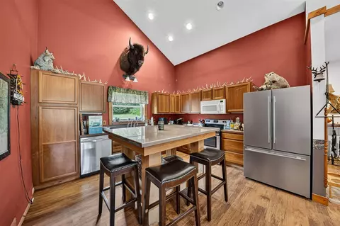 Kitchen - 64030 Chain Lk, Cassopolis, MI 49031 photo 1 of 1