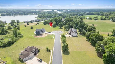 12 Coronado, Jackson, MI 49201 photo 4