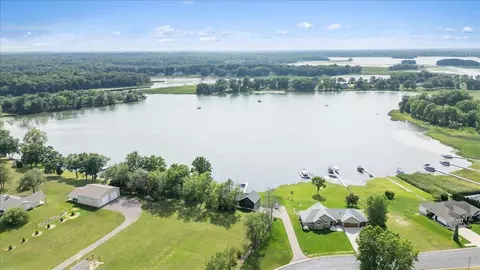 12 Coronado, Jackson, MI 49201 photo 18