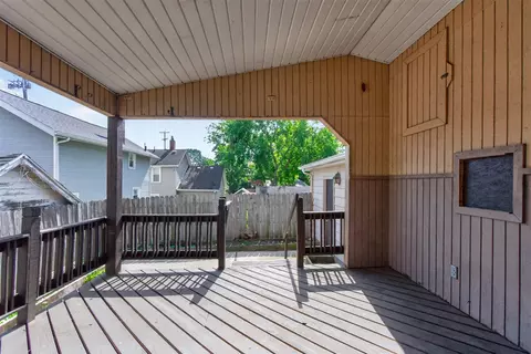 Exterior - 311 Gilbert, Jackson, MI 49201 photo 8 of 12