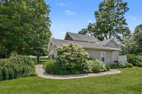 Exterior - 355 E Maple, Climax, MI 49034 photo 4 of 8