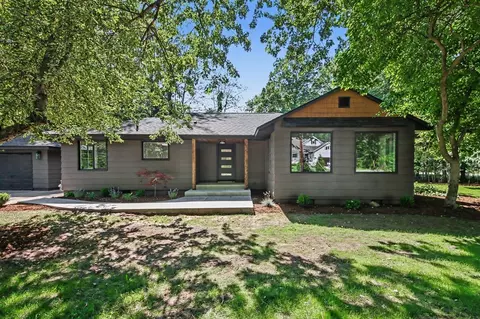 18195 148th, Spring Lake, MI 49456