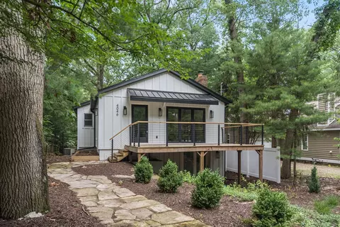 4046 Hillside, New Buffalo, MI 49117