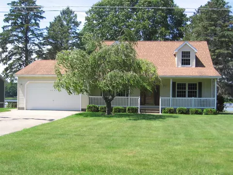 1529 N Betty, Ludington, MI 49431