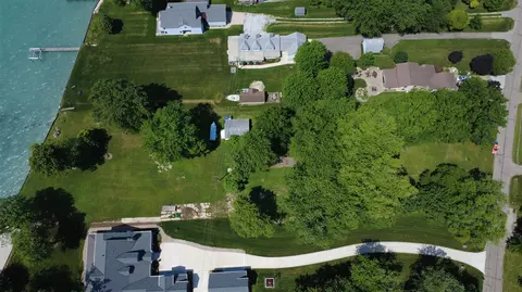 38172 Murdick, New Baltimore, MI 48047