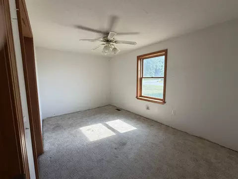 Bedroom - 4488 Miriam, Belding, MI 48809 photo 2 of 4