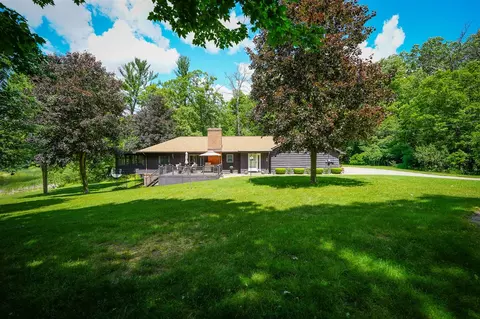 9411 Maple Hl, Howard City, MI 49329