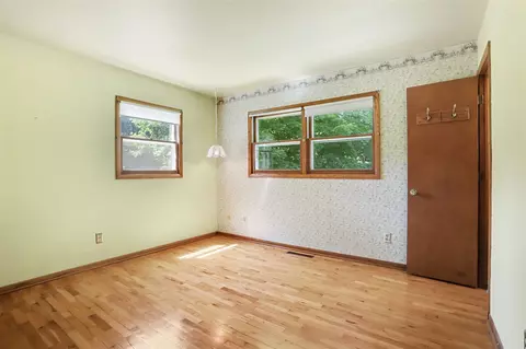 Bedroom - 205 Highfield, Marshall, MI 49068 photo 1 of 3