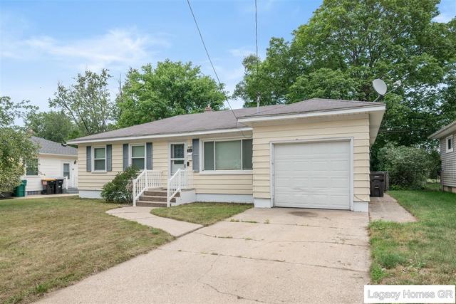 4250 Illinois, Wyoming, MI 49509