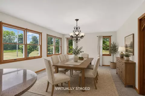 Dining - 4001 Hoyer, Jackson, MI 49201 photo 1 of 1
