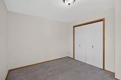 Bedroom - 4001 Hoyer, Jackson, MI 49201 photo 4 of 11