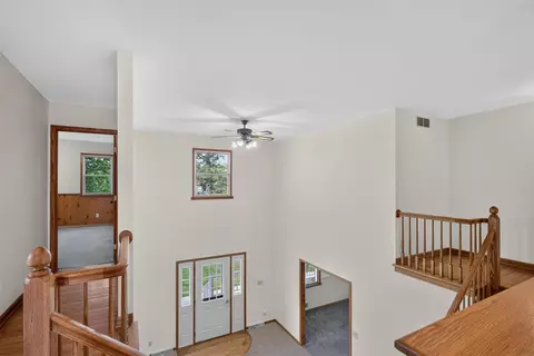 Entry Way - 4001 Hoyer, Jackson, MI 49201 photo 7 of 8