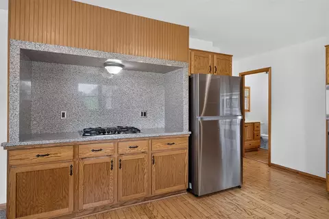 Kitchen - 4001 Hoyer, Jackson, MI 49201 photo 4 of 6