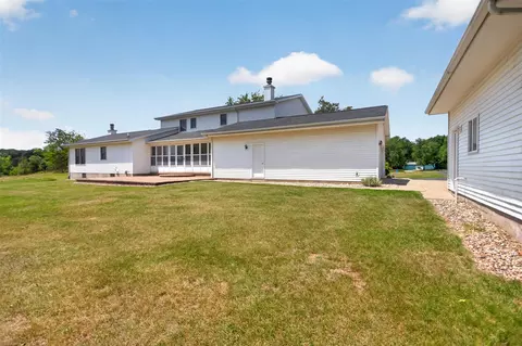 Exterior - 4001 Hoyer, Jackson, MI 49201 photo 12 of 20