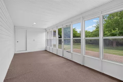 Exterior - 4001 Hoyer, Jackson, MI 49201 photo 6 of 20