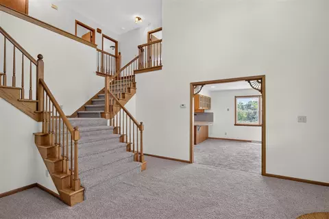 Entry Way - 4001 Hoyer, Jackson, MI 49201 photo 3 of 8
