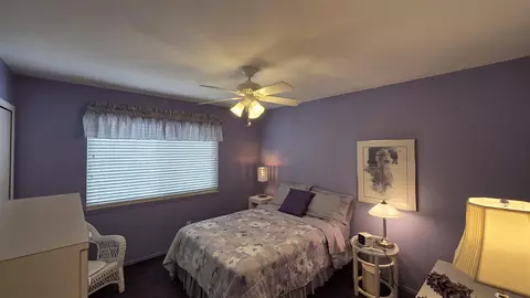 Bedroom - 5256 Wright, West Bloomfield, MI 48322 photo 3 of 5