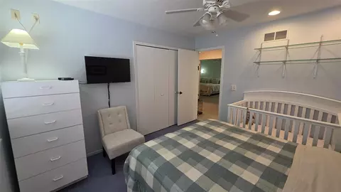 Bedroom - 5256 Wright, West Bloomfield, MI 48322 photo 5 of 5