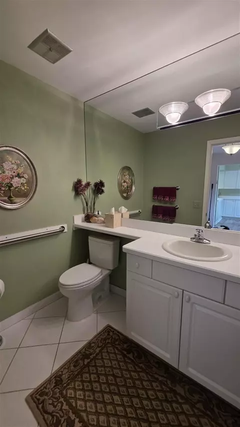 Bath - 5256 Wright, West Bloomfield, MI 48322 photo 1 of 5