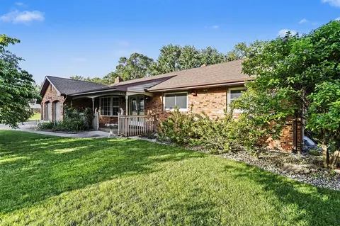 5537 Dennis, Stevensville, MI 49127