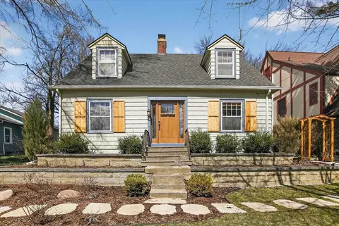 1732 Jackson, Ann Arbor, MI 48103