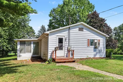 Exterior - 2350 Belding, Orleans, MI 48865 photo 4 of 7