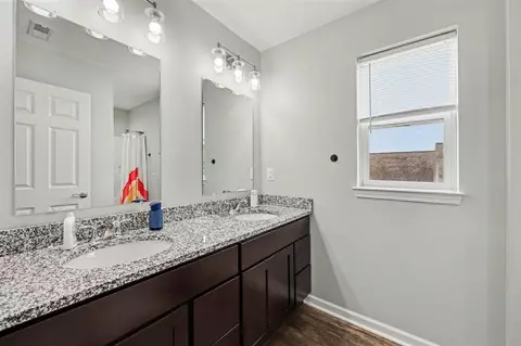 Bath - 71 Dickens, Spring Arbor, MI 49283 photo 3 of 3
